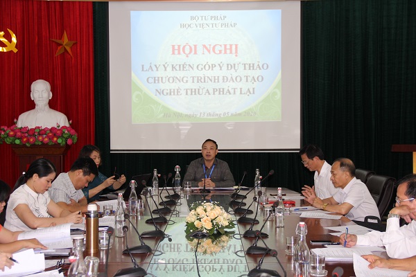 học nghiệp vụ thừa phát lại