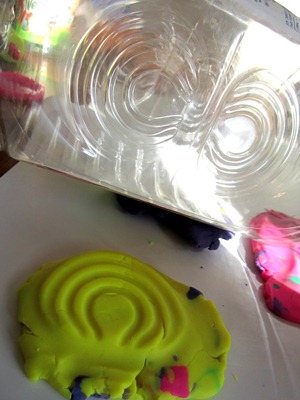 Plastic Bottle Play Doh 4