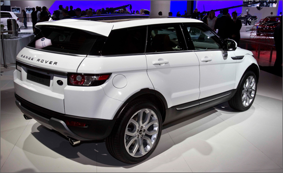 can't quite reach the Range Rover Sport Dimensionally the Evoque twins