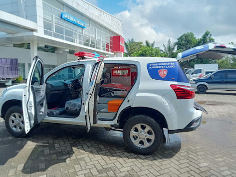 Ambulance Isuzu Mu-x