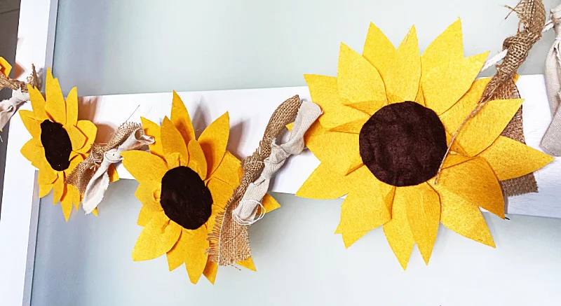 sunflower garland with burlap ties