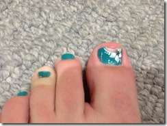 Toes3