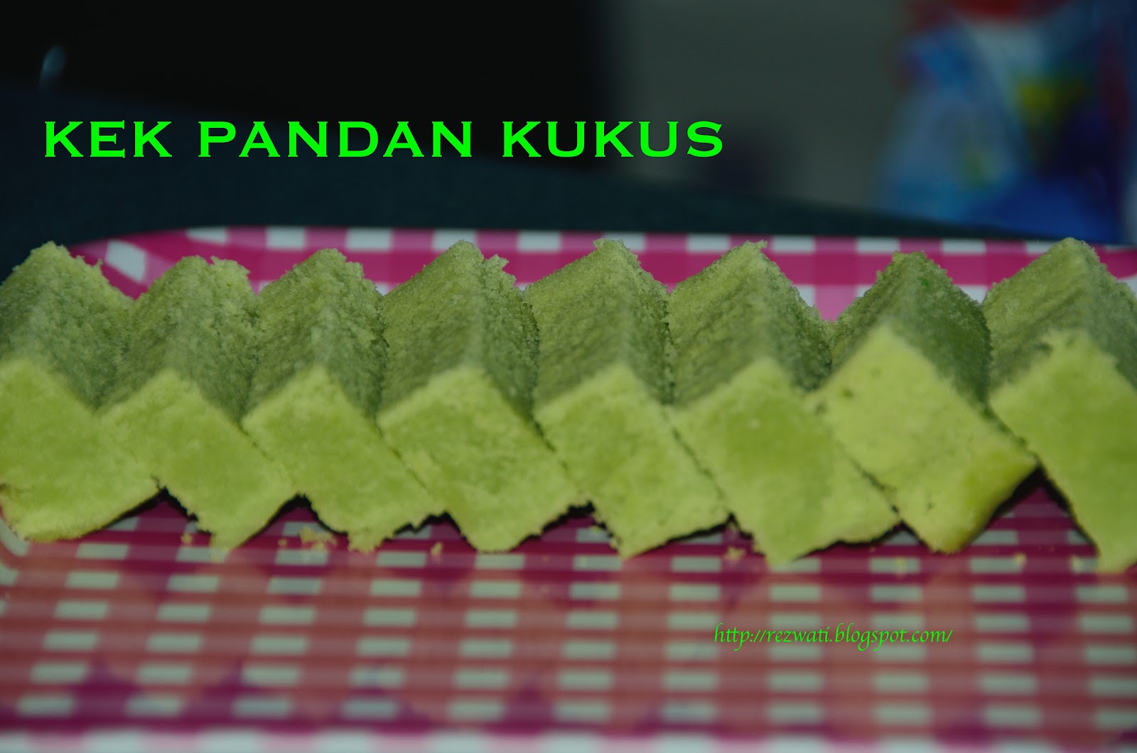 Wind of Change: Kek Pandan Kukus