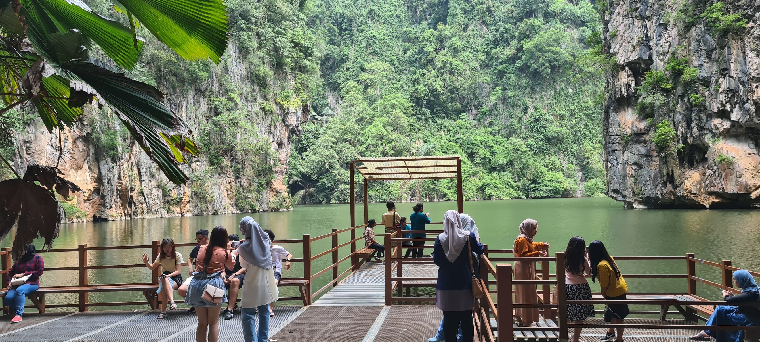 Mirror Lake Tasik Cermin Ipoh Perak Malaysia Travel Influencer