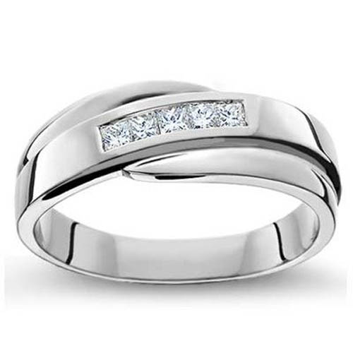 diamond rings for women. a diamond wedding ring can