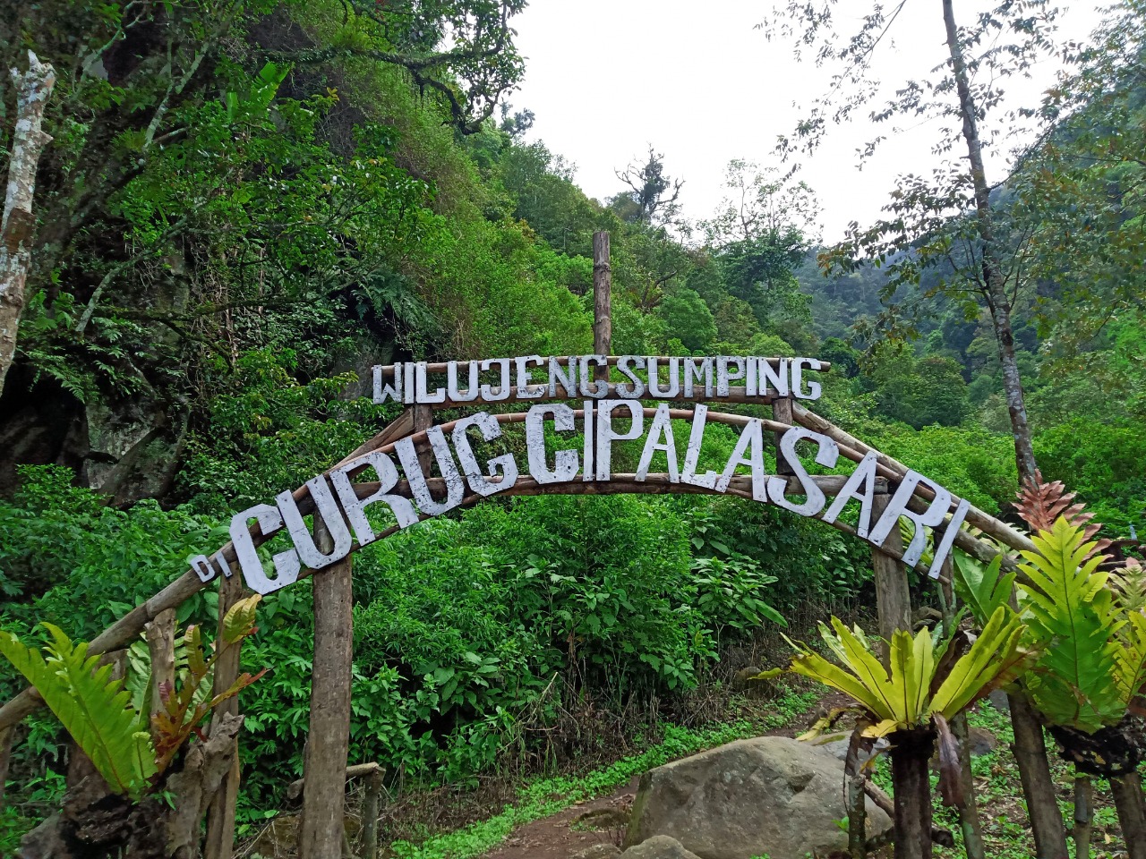 Curug Cipalasari