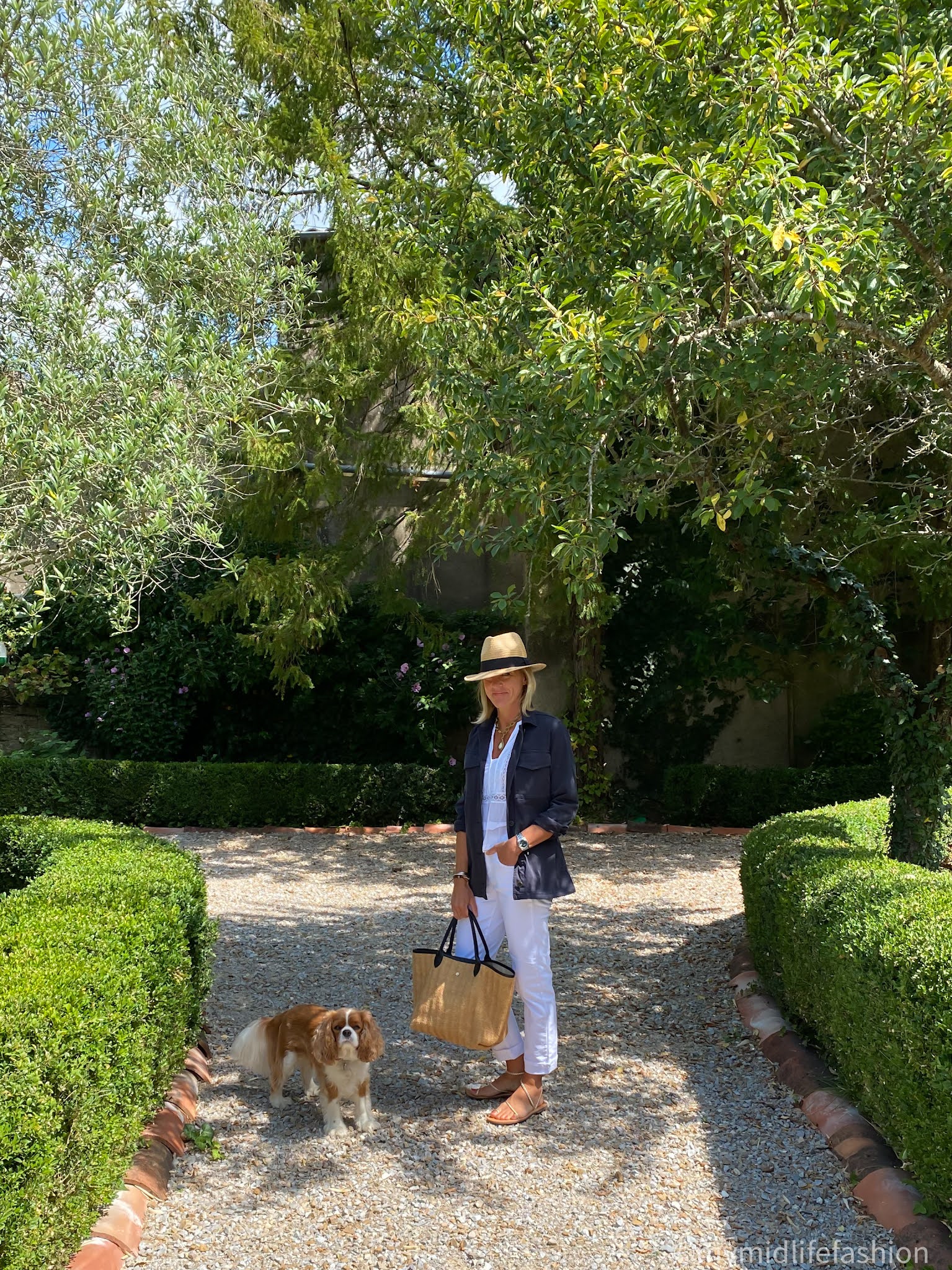 my midlife fashion, Baukjen Alwen Organic Jacket, Baukjen boyfriend jean, Isabel marant etoile blouse, Longchamps le pilage tote, h and m Panama hat, speak out plaited leather sandals