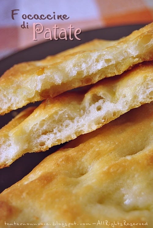 focaccine di patate005