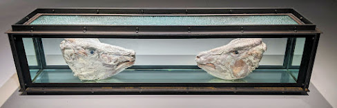 Poids Choses Weight Things rétrospective Damien Hirst MUCA Munich