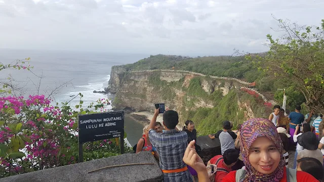 Tarian Kecak Bali di Pura Uluwatu Bali