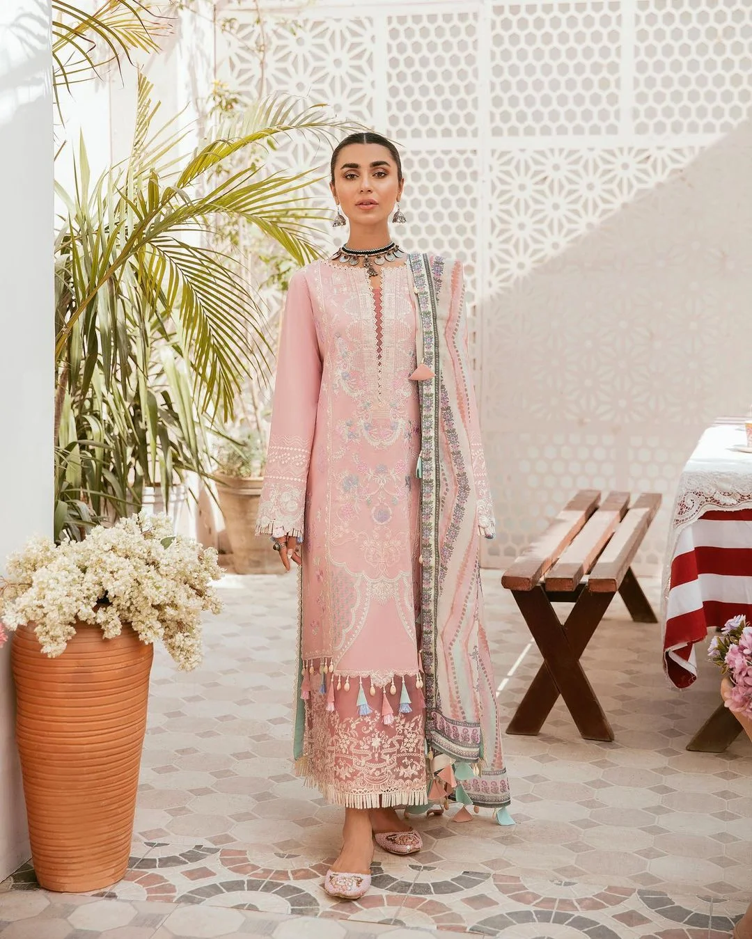 Asifa Nabeel launched “Qaus e Quzah” Lawn