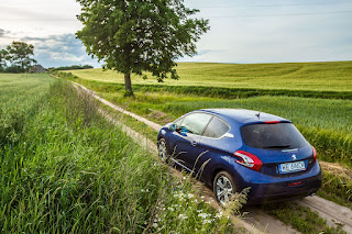 Une Peugeot 208