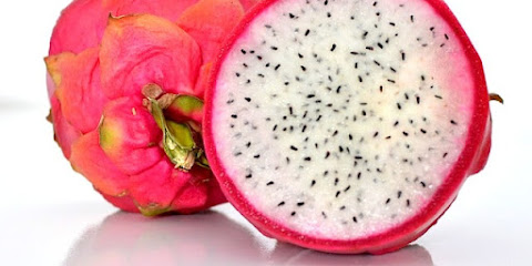 Manfaat Buah Naga! Mulai Dari Kesehatan Hingga Kecantikan, Simak 15 Manfaat Buah Naga Buat Kamu!