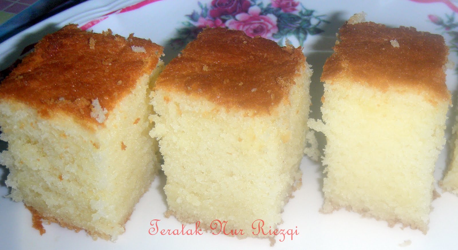 Teratak nur riezqi: Kek Mentega Lemon Super Yummy