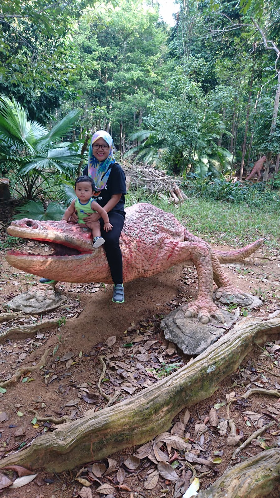 Ikha Henna Artist - Inai tradisional VS moden: Zoom in 