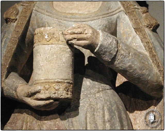 AUTUN (71) - Musée Rolin : Statue de Saint-Madeleine (XVe siècle)