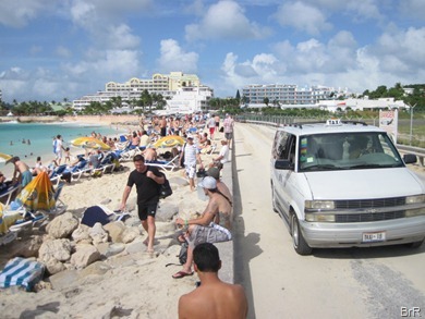 St_Maarten_Ende_Startbahn