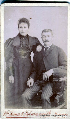 Photos ancienne type Carte De Visite.