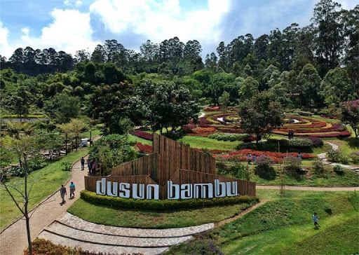6 Tempat Wisata Di Bandung Yang Cocok Untuk Family Gathering - Kampung Bambu - Outbound Lembang Bandung