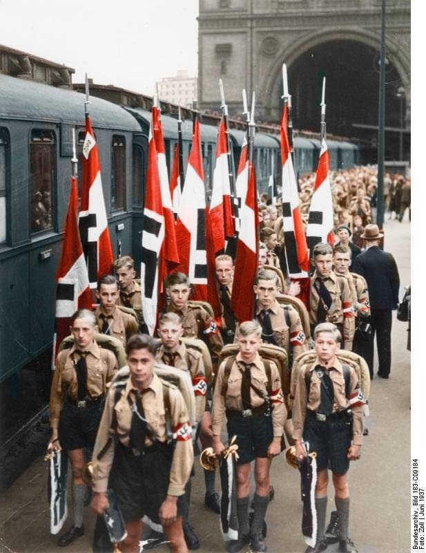 Hitler Youth color photos of World War II worldwartwo.filminspector.com