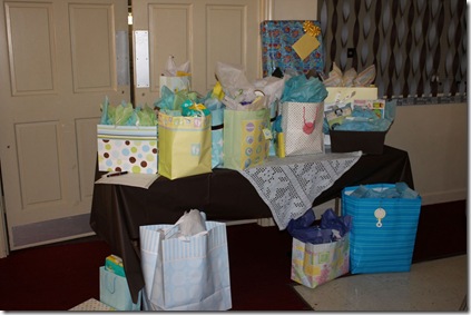 daniel baby shower 024