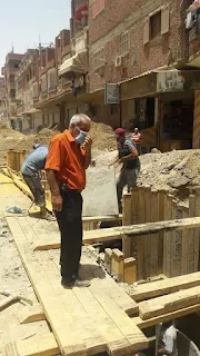 بمتابعة شخصية من محافظ السويس المهندس " محمود زهرة " يقود عمليات إحلال وتجديد شبكات الصرف الصحي