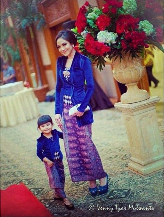 Model Kebaya Anak Lucu dan Unik  Qbaya.com - Inspirasi 