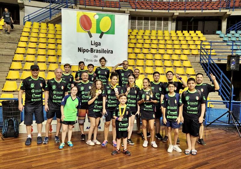 Vitória: São Paulo ganha ouro no tênis de campo simples feminino