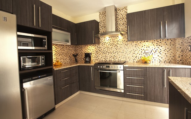 garage door remodeling ideas Modern Kitchen Cabinets | 640 x 400