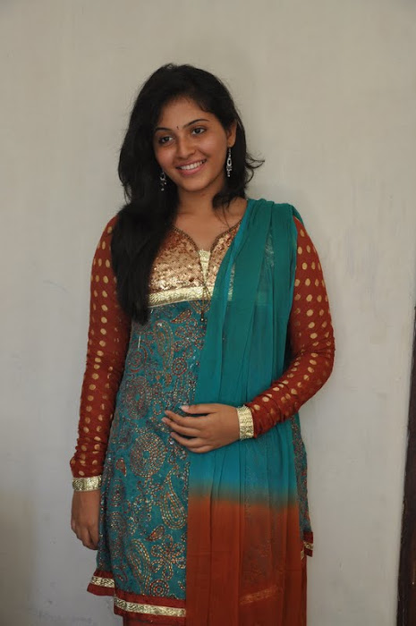 anjali new latest photos