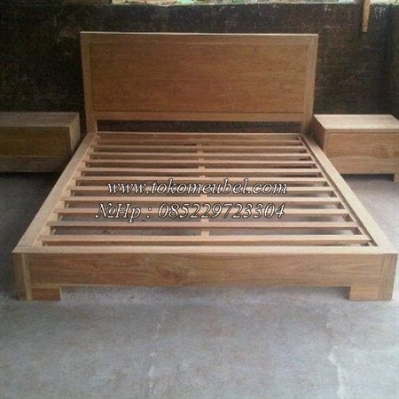 model tempat tidur kayu jati 2