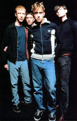 How To  Dress Like Blur in the 90s,Dress Like Graham Coxon,how to dress like damon albarn,how to dress britpop,how to dress 90s fashion pop,