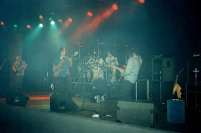Ábaco en concierto en Acatraz en 1999