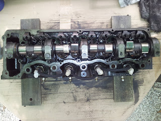 Opel Frontera A 2.3 TD Cylinder Head Disassembly 1/2