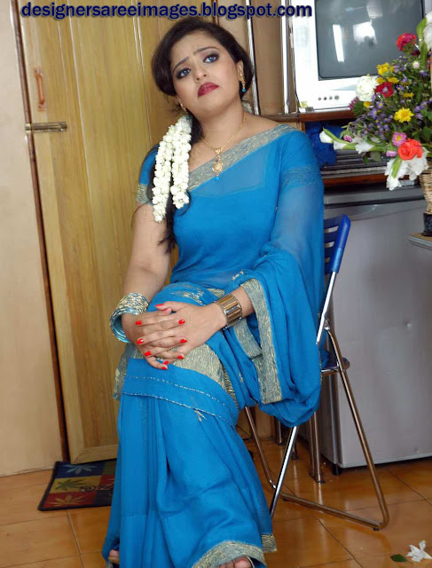 Mumtaz Tamil Actress in Blue Saree