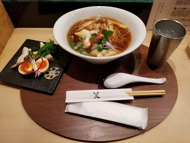 銀座篝本店のラーメン