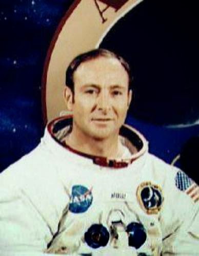Feb 1 2013 Astronaut Claims Aliens Have Made Contact