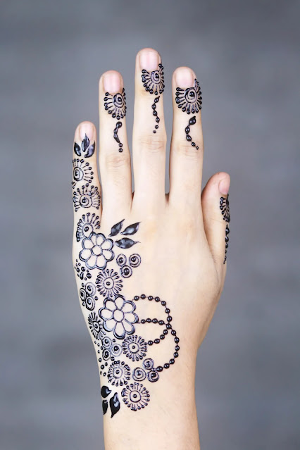 Eid 2023 - Trendy mehndi design