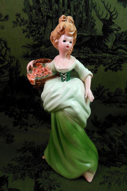 Josef Originals figurine Gina from Italian Provincial series Italy  fortheloveofjosefs