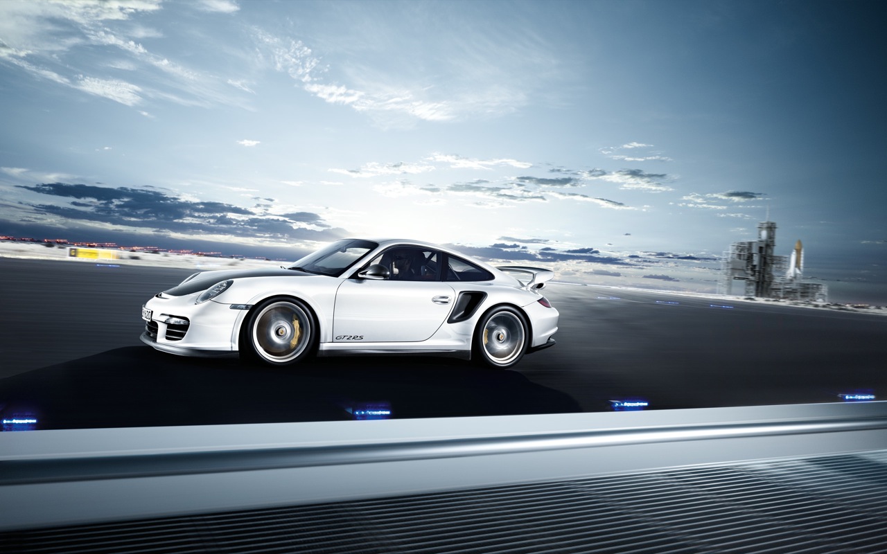 2011 Porsche 911 GT2 RS Photo