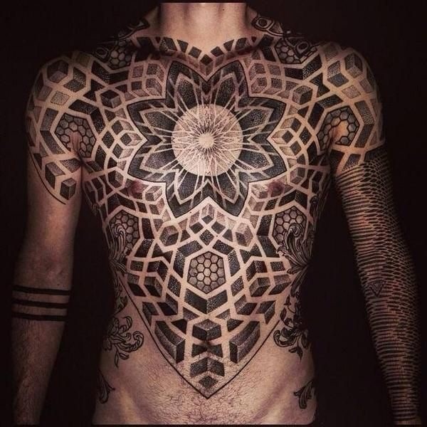 smbolo_espiritual_peito_tatuagens