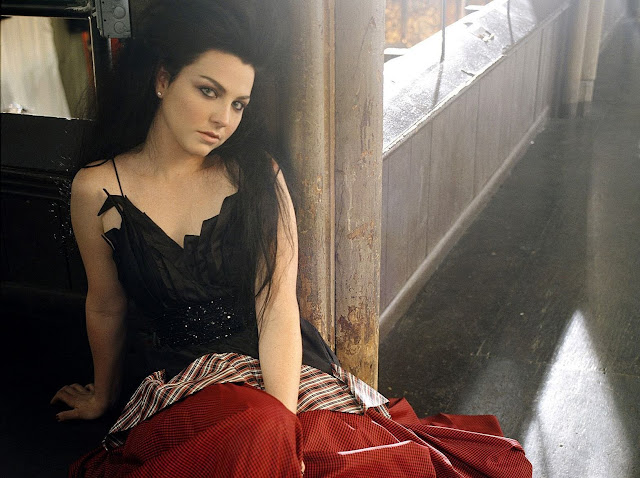 amy lee, evanescence,leading singer