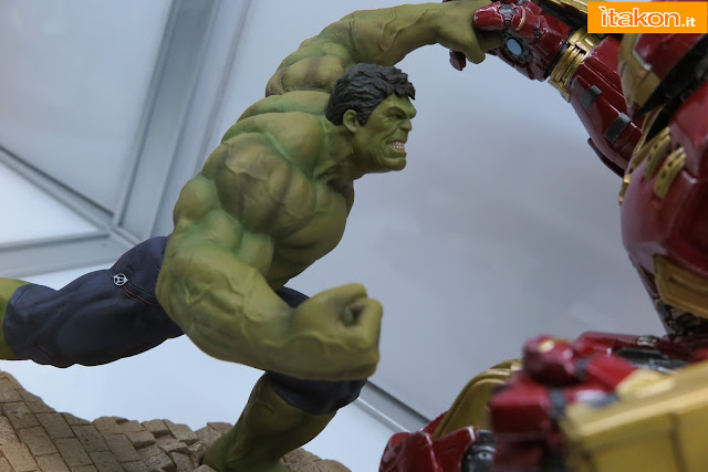 SDCC 2015 Kotobukiya Dio Hulk-Hulkbuster