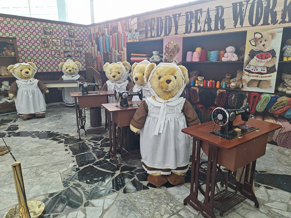 台中外埔小熊藝術村農創園區小熊博物館和小熊農場5千隻泰迪熊好可愛