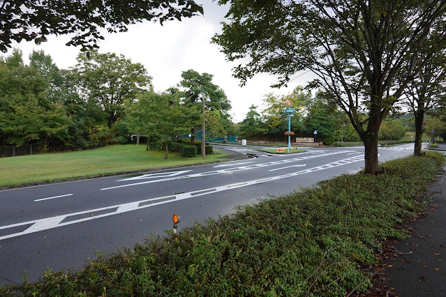鳥取県西伯郡南部町鶴田　とっとり花回廊付近の道路