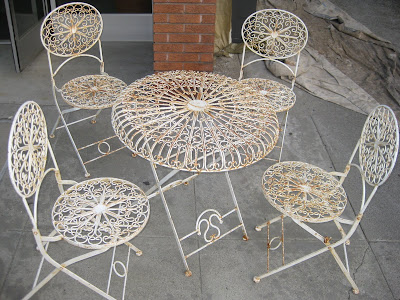 Antique Patio Furniture on Uhuru Furniture   Collectibles  November 2009