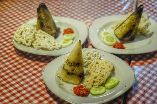 Nasi Mamong;10 Top Kuliner Bondowoso