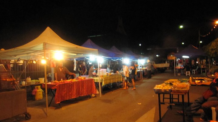 Kamarul Farhan: Pasar Malam Hutan Rekriasi Sg. Udang