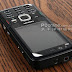 Black Nokia N82 vs white Nokia N82 pics