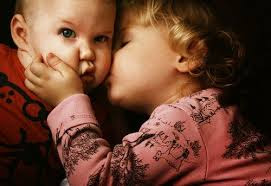 Top latest hd Baby Boy to Girl frist kiss images photos pic wallpaper free download 8